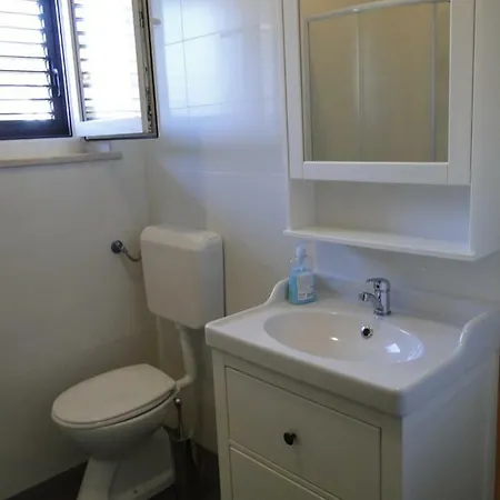 Pino 公寓 乌马格